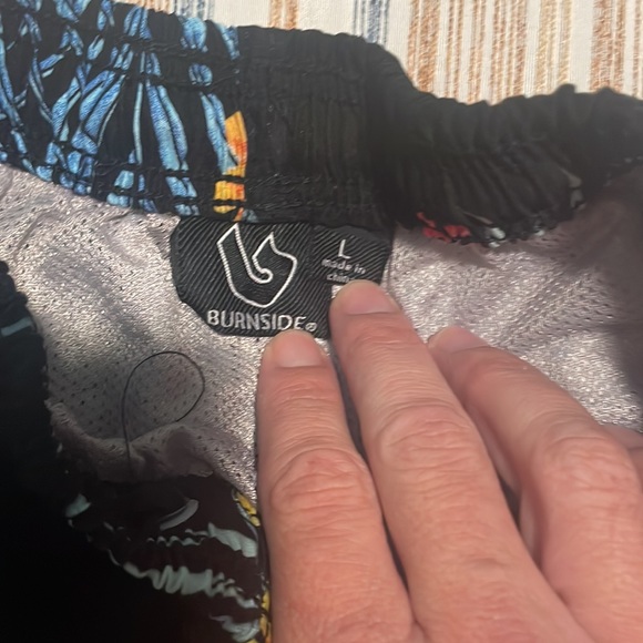 Burnside Boys Swim Trunks - Size Large - Aloha Print - Picture 2 of 3